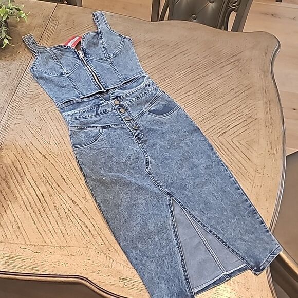 Denim crop top and skirt size S NWT - Picture 14 of 15